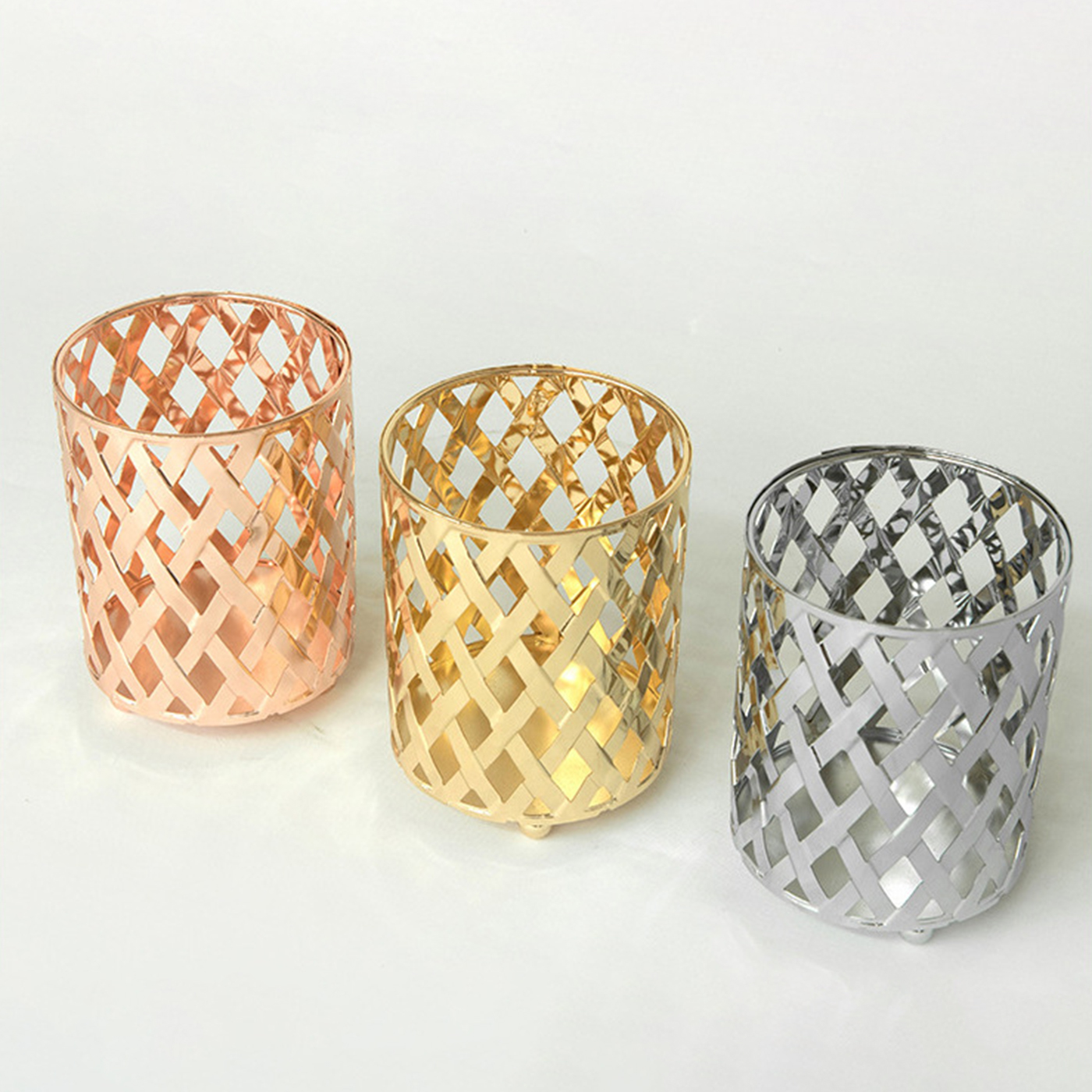Metal Hollow Out Aromatherapy Candles Cup