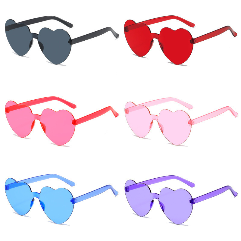 Plastic Vintage Heart Sunglasses