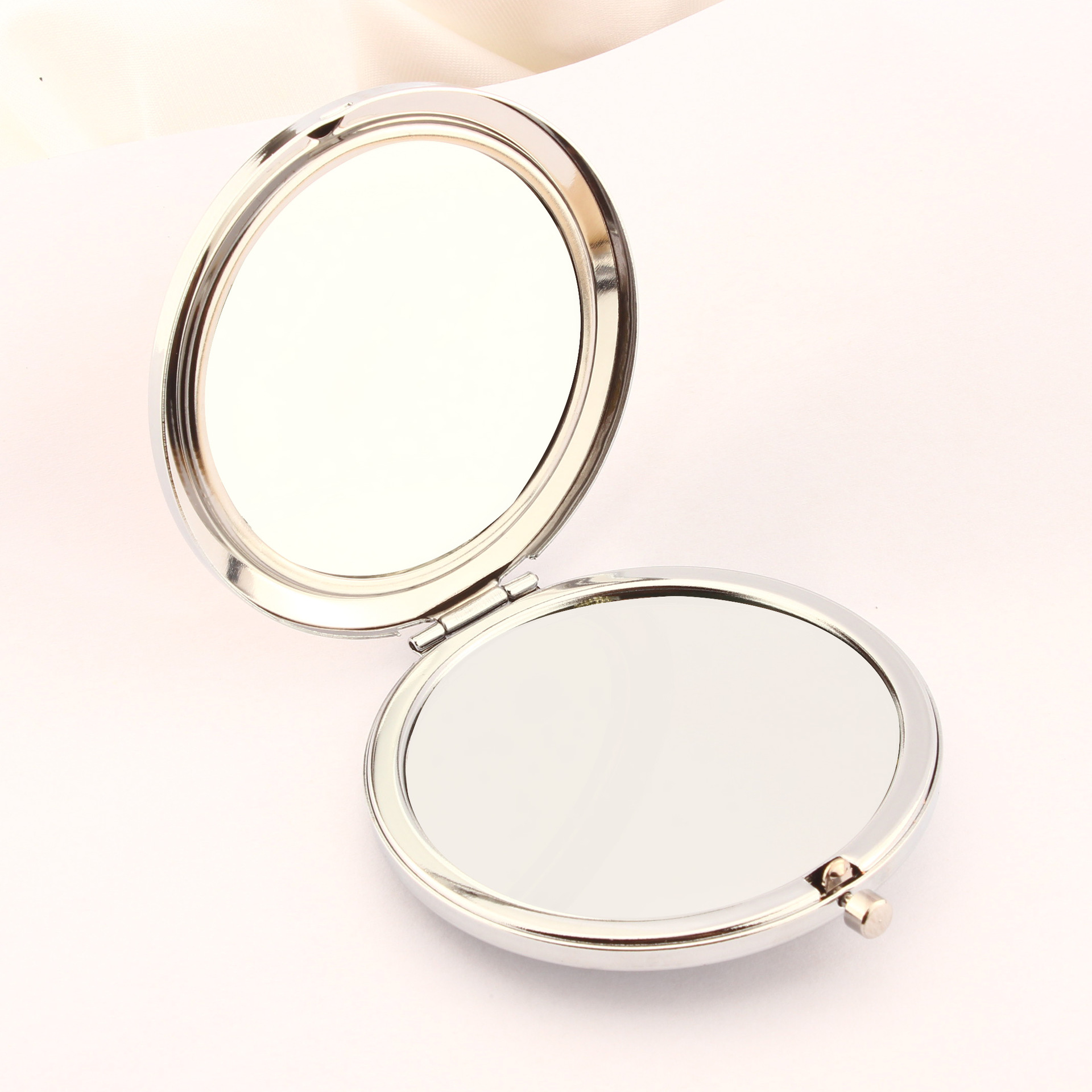 Pocket Makeup Mirror For Travel